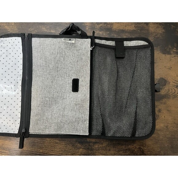 Skip Hop Pronto Portable Changing Mat Gray Black White Travel Diaper Pad - Picture 4 of 5